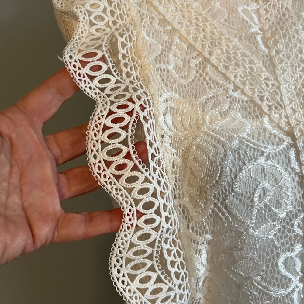 ADIVA RUFFLE SLEEVE LACE TOP (769) - Picture 4 of 16